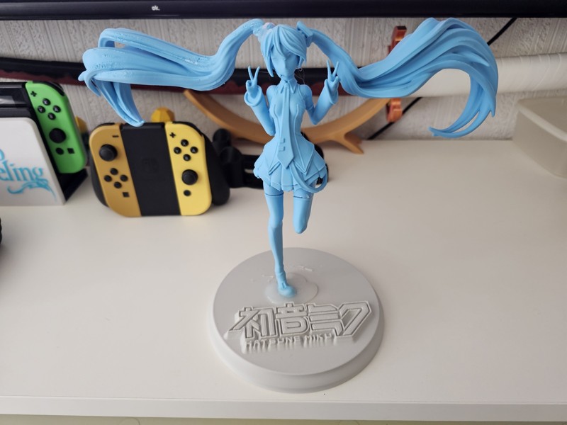 Hatsune Miku · Single Colour