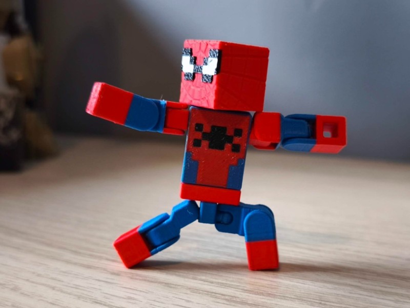 Minecraft Spider-Man · Articulated