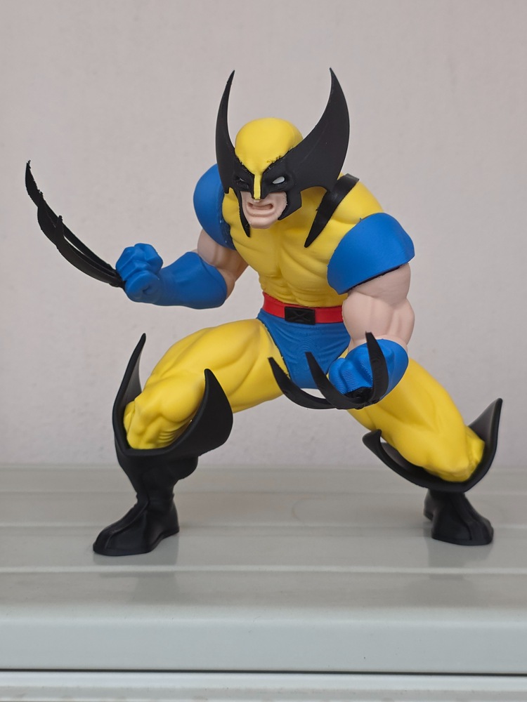 Wolverine Figurine · 21 cm