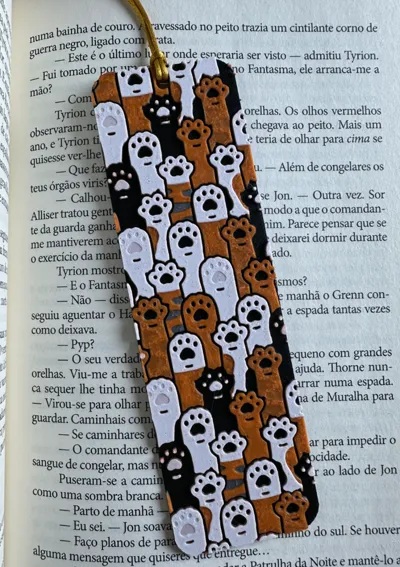 Cat paws bookmark - Hueforge