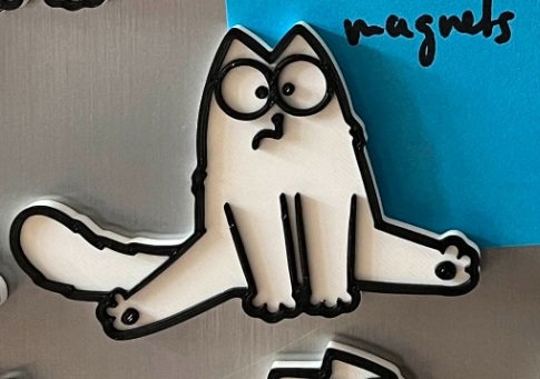 Simon's Cat · Peeking