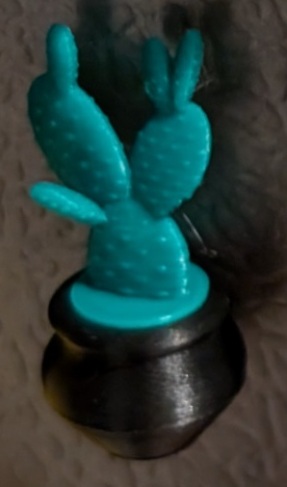Wavy Cactus Pot Magnet